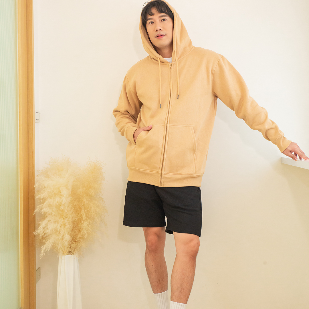 連帽拉鍊外套12